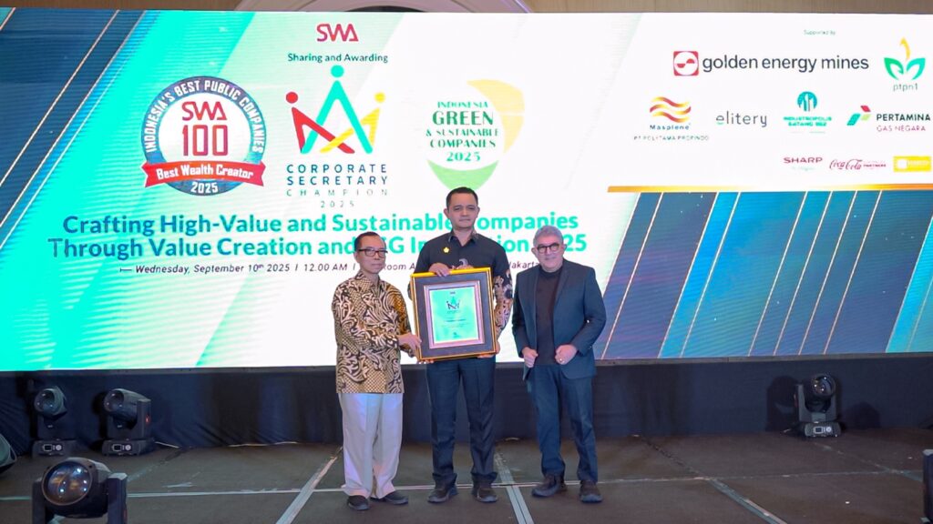 Sekretaris Perusahaan PTPN I Raih Penghargaan Indonesia Corporate Secretary Champion 2025 dari SWA Media Group