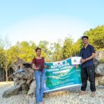 Hijaukan Pantai Oesapa, Holding Perkebunan Nusantara melalui PT RPN Tanam 100 Pohon Bakau