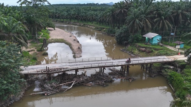 Holding Perkebunan Nusantara melalui PalmCo Perbaiki Jembatan Sungai Sosa, Akses Vital 13 Desa di Padang Lawas