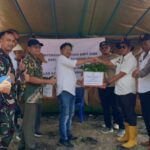 Holding Perkebunan Nusantara Melalui PTPN IV Regional V Dukung Pemda Tekan Inflasi dengan Serahkan 500 Bibit Cabai Rawit