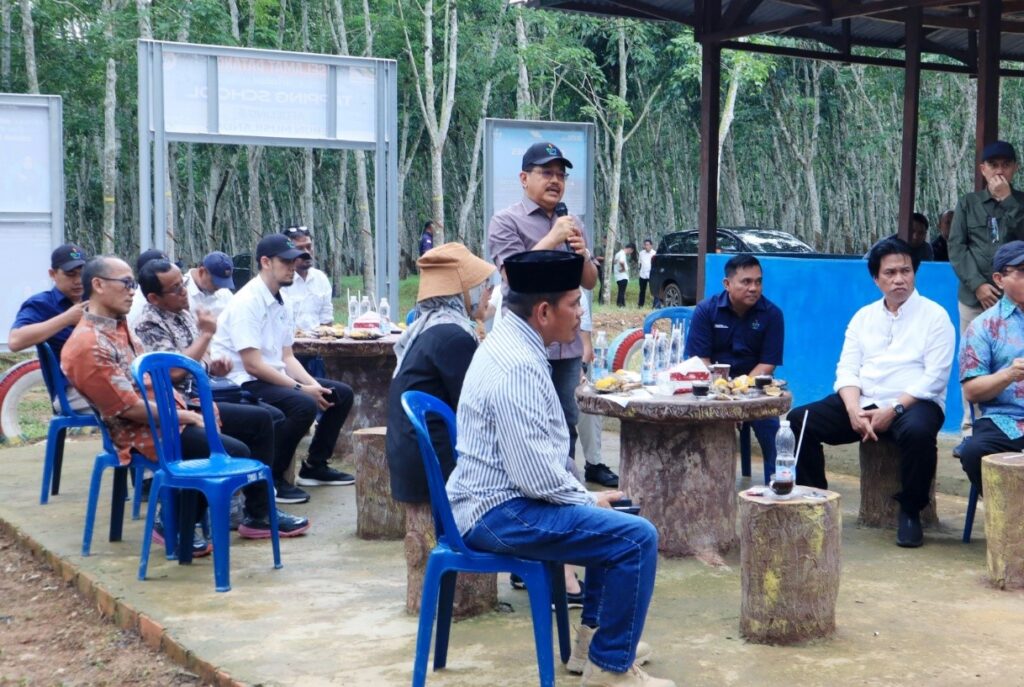 Dewan Komisaris Holding Perkebunan Nusantara Tinjau Kebun Tebenan PTPN I Regional VII, Tegaskan Kesiapan Peralatan Kerja Lapangan