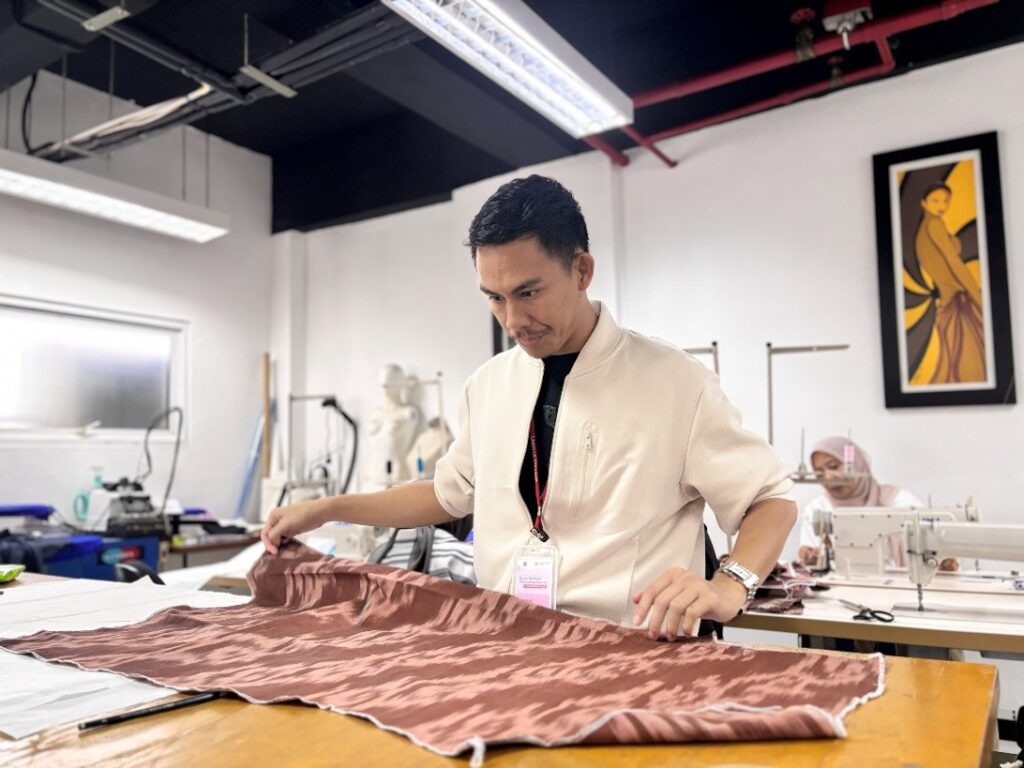 Holding Perkebunan Nusantara Melalui PalmCo Dukung UMKM Batik Menembus Pasar Modern