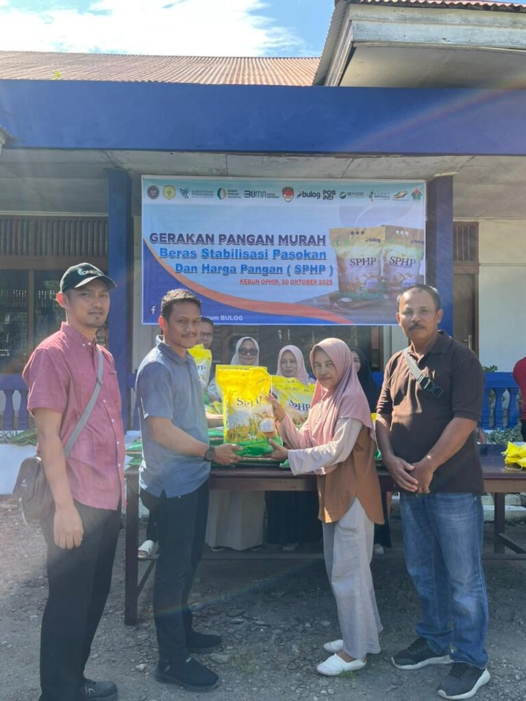 Dukung Asta Cita Presiden Prabowo, Holding Perkebunan Nusantara Melalui PTPN IV Regional 4 Gelar Gerakan Pangan Murah