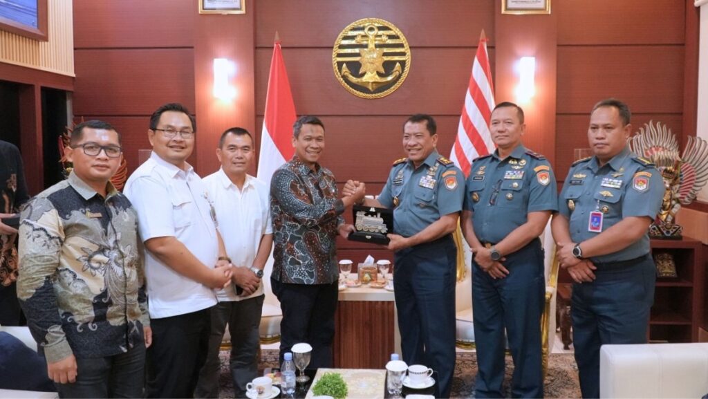 Holding Perkebunan Nusantara Melalui SGN Gandeng TNI AL Optimalkan Lahan Strategis Jawa Timur untuk Pengembangan Tebu