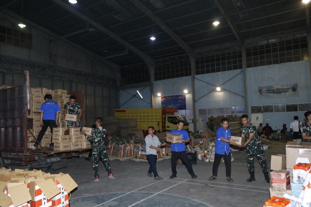 PTPN IV PalmCo, Subholding Holding Perkebunan Nusantara, Distribusikan Bantuan Pangan ke Wilayah Terisolasi di Aceh, Sumut, dan Sumbar