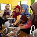 Holding Perkebunan Nusantara Optimalkan Potensi Lokal, PalmCo Latih 50 Perempuan Olah Ikan Lele Jadi Produk Bernilai Tambah