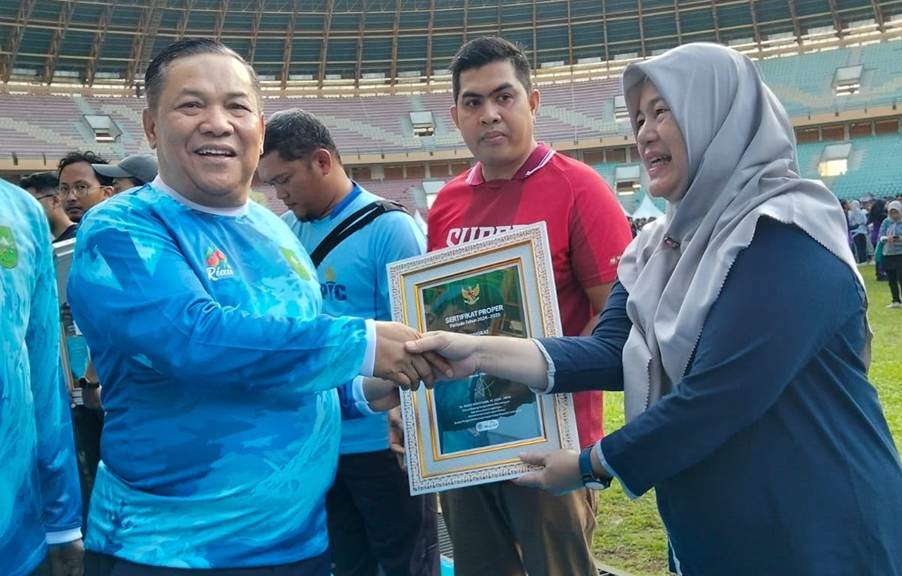 Holding Perkebunan Nusantara melalui PTPN IV Regional III Raih 11 Proper Biru